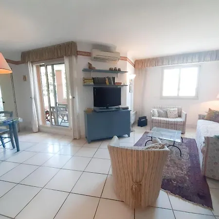 Aquarella 테울쉬르메르